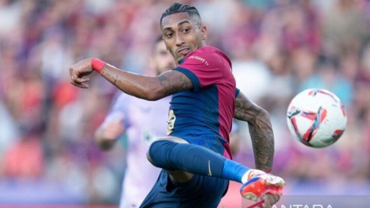 Barcelona Berpotensi Tanpa Raphinha Selama Sebulan akibat Cedera
