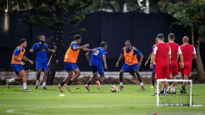 Herdman Waspadai Transisi Serangan Balik Saint Kitts dan Nevis