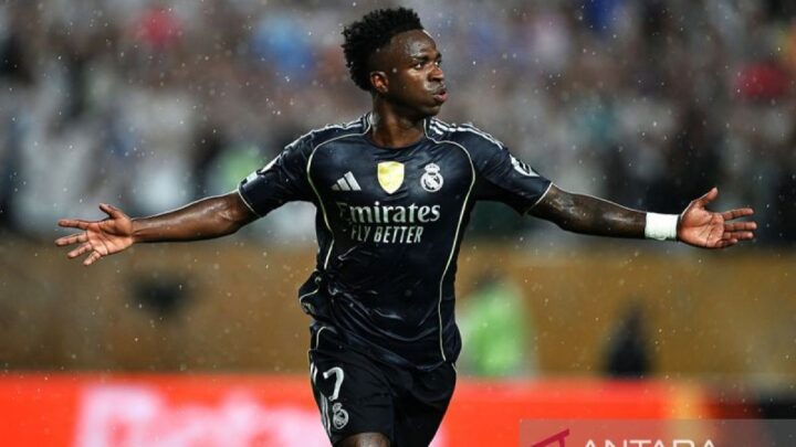 Vinicius Tegaskan Ingin Bertahan di Real Madrid, Fokus Lanjutkan Karier Bersama Los Blancos