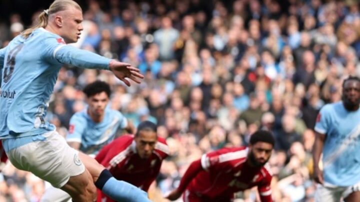 Manchester City melaju ke semifinal setelah menang 4-0 atas Liverpool