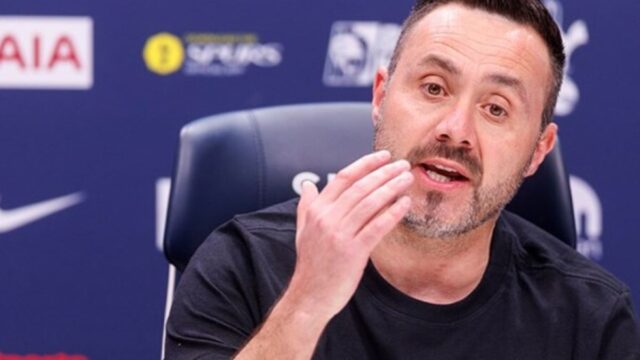 Roberto De Zerbi Tegaskan Tak Lebih Baik dari Thomas Frank dan Igor Tudor