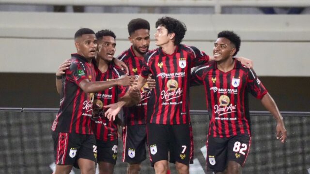 Persipura Kembali Menang usai Tundukkan PSIS 3-1 di Lanjutan Kompetisi