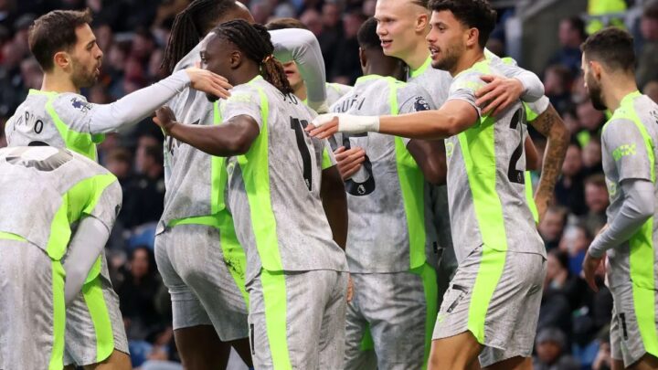 Manchester City salip Arsenal, Burnley dipastikan terdegradasi ke Championship