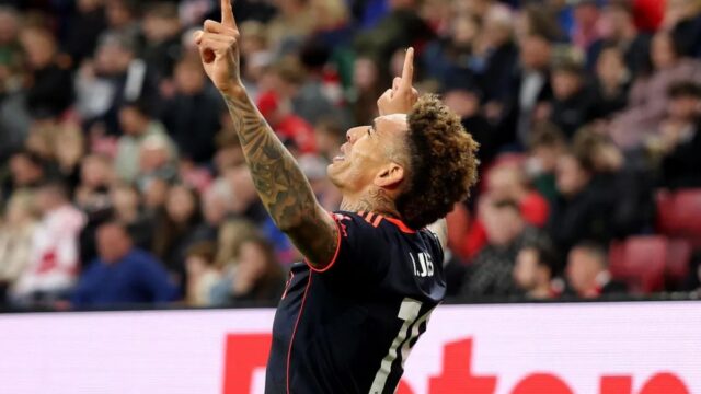 Nottingham Forest menjauh dari zona merah setelah kalahkan Sunderland 5-0