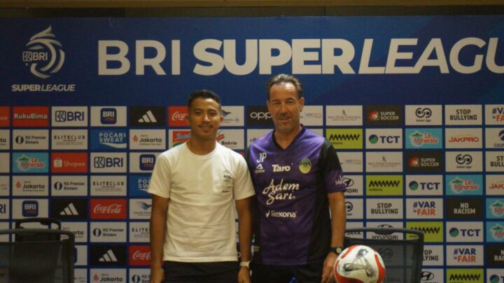 Van Gastel Fokus Benahi Antisipasi Bola Mati Jelang Laga melawan Bhayangkara