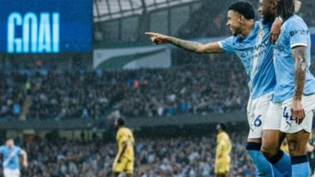 Manchester City menang 3-0 atas Crystal Palace, peluang juara tetap terbuka