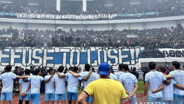 Hodak Bertekad Pertahankan Tren Positif Persib Bandung saat Hadapi Persija