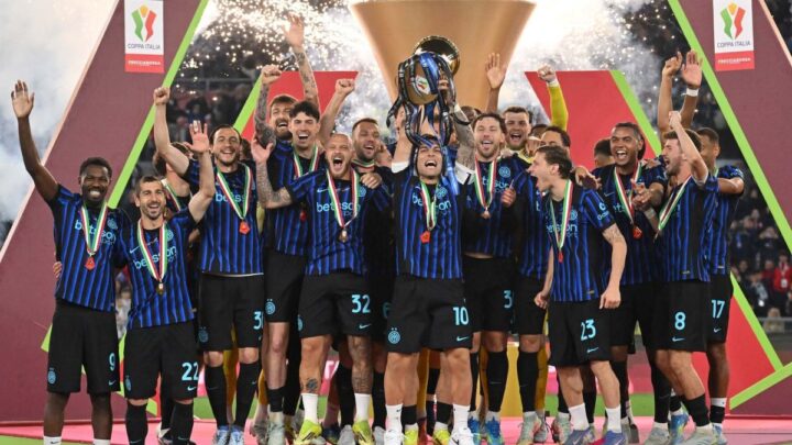 Inter Milan juara Piala Italia setelah mengalahkan Lazio dengan skor 2-0
