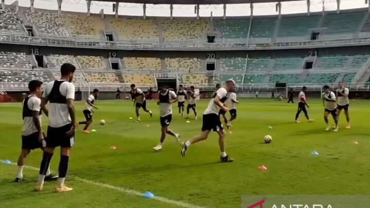 Persebaya Bidik Kemenangan atas Persik pada Laga Terakhir Musim Ini