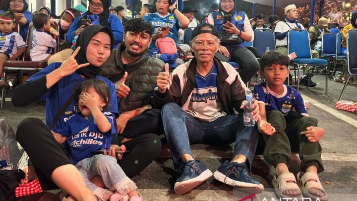 Persib Bandung: Tradisi Cinta dan Dukungan Suporter yang Terus Diwariskan