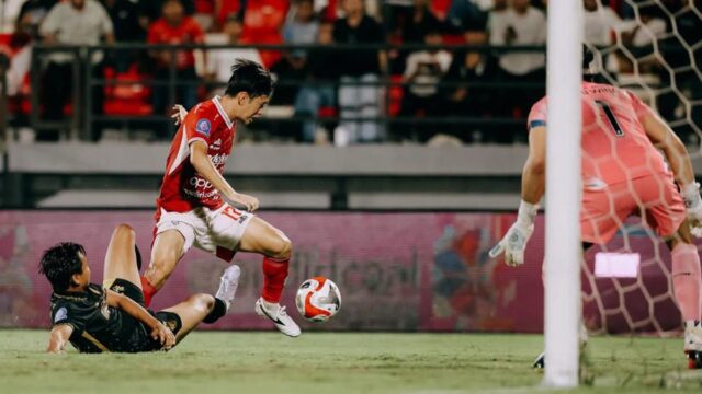 Bali United Hajar Bhayangkara FC 4-1, Laga Sempat Diwarnai Flare