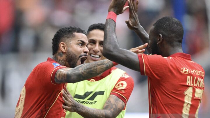 Persija Tutup Musim dengan Kemenangan 3-0 atas Semen Padang