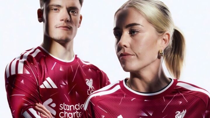 Liverpool Kenakan Jersi Kandang Terbaru pada Laga Penutup Musim Ini