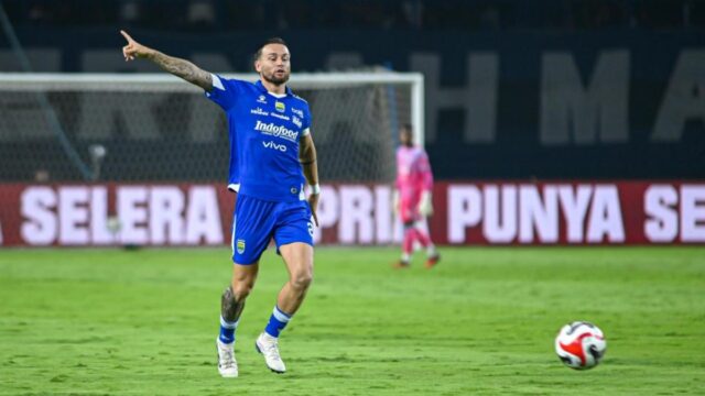 John Herdman Jelaskan Alasan Marc Klok Absen dari Timnas Indonesia