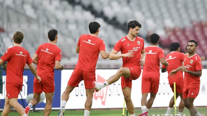 Susunan pemain, John Herdman turunkan empat bek tengah sejak awal