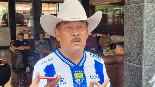 Umuh Muchtar Ungkap Situasi Bursa Transfer Persib, Bobotoh Diminta Bersabar