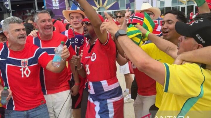 Suporter Brasil dan Norwegia Kompak Tunjukkan Kebersamaan di New Jersey