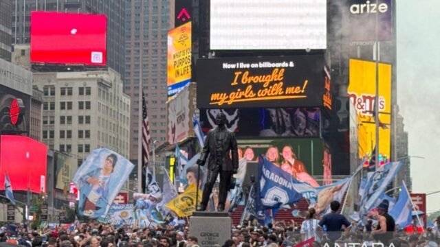 Ribuan Suporter Argentina Padati Times Square, New York Jelang Laga Internasional
