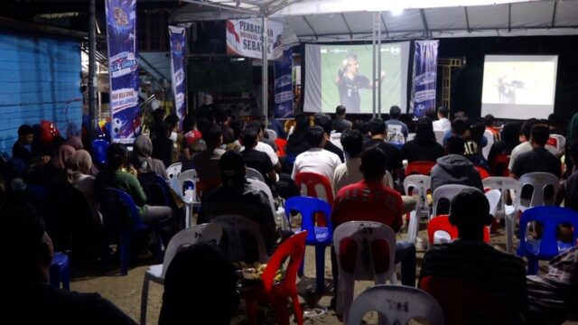 Warga Pulau Sebatik Nobar Final Spanyol vs Argentina
