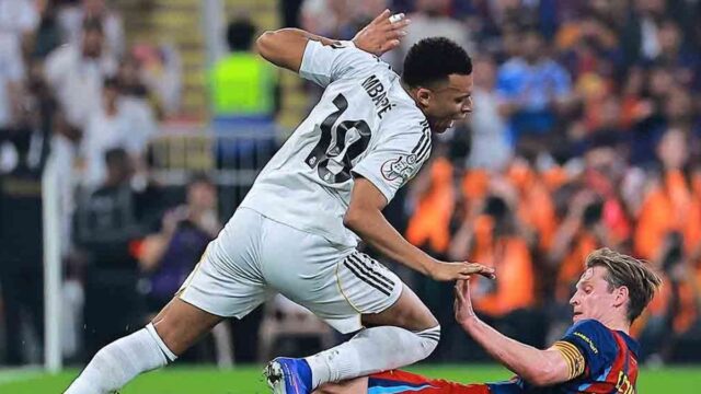 Cedera, Frenkie de Jong Dipastikan Absen pada Awal Musim Barcelona