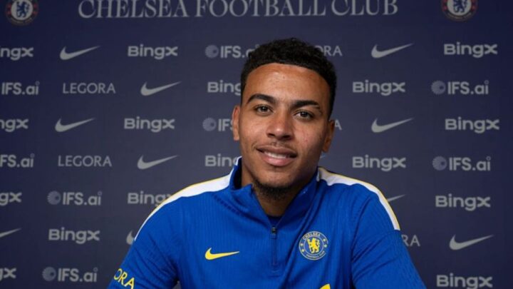 Morgan Rogers Resmi Bergabung dengan Chelsea, Tambah Kekuatan di Lini Serang