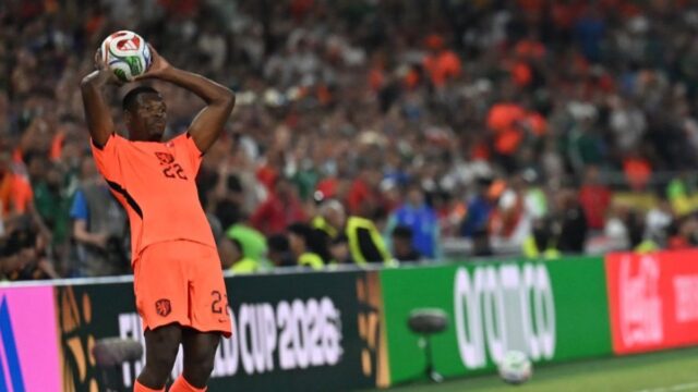 Real Madrid Resmi Umumkan Kedatangan Denzel Dumfries untuk Posisi Bek Kanan