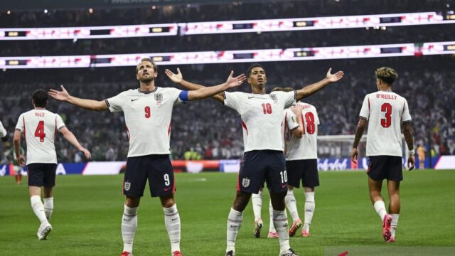 Inggris kalahkan Meksiko dalam laga lima gol yang berlangsung ketat
