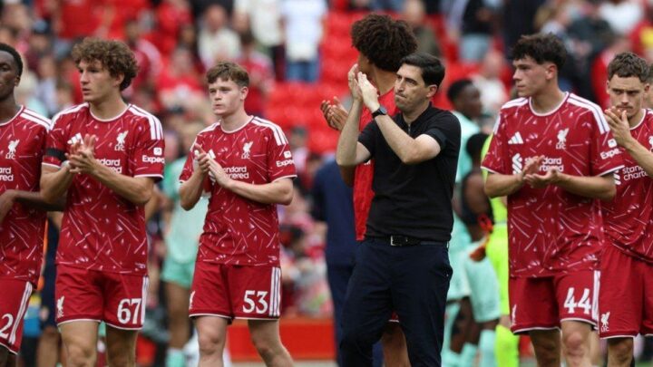 Liverpool Kalahkan Como, Iraola Akui Timnya Masih Belum Sempurna