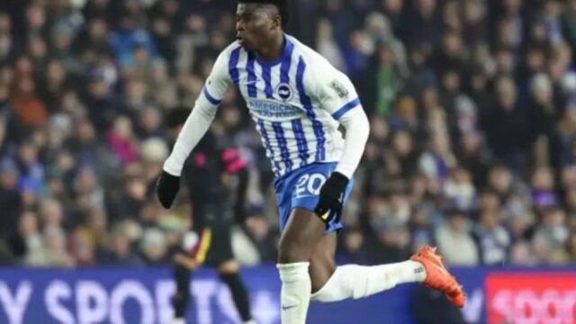 Manchester United Jajaki Transfer Carlos Baleba dari Brighton untuk Perkuat Lini Tengah