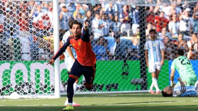 Ferran Torres Minta Dilepas ke PSG setelah Capai Kesepakatan Personal