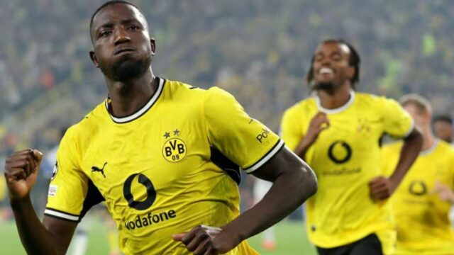 Borussia Dortmund menang atas Villarreal dalam laga yang diwarnai lima gol