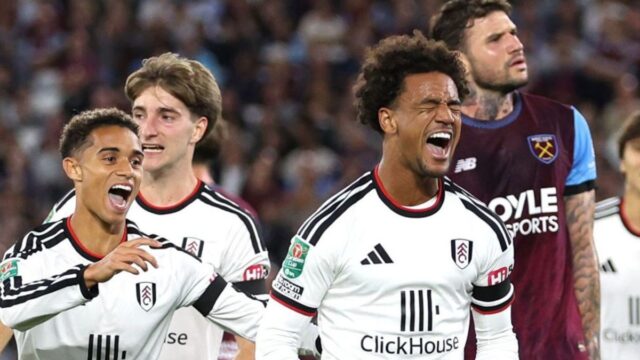 Fulham dan Brentford raih kemenangan penting dalam lanjutan kompetisi Inggris