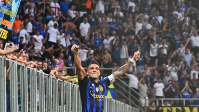 Lautaro Martinez Antar Inter Milan Menang 3-2 atas Napoli dalam Laga Dramatis