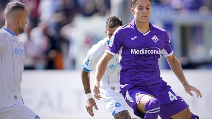 Napoli Ditahan Fiorentina 1-1 setelah Gagal Mempertahankan Keunggulan