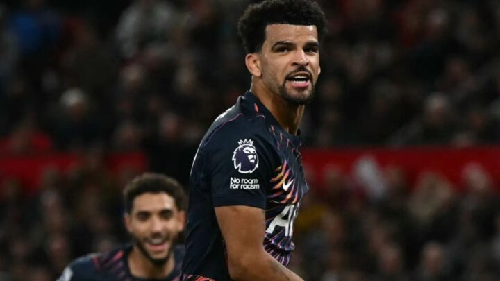Gol Dominic Solanke gagalkan kemenangan Manchester United saat menghadapi Tottenham