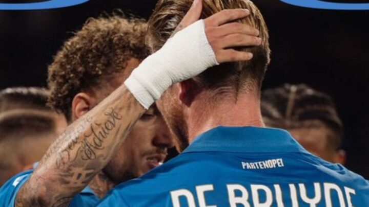 Napoli Menang 3-0 atas Frosinone saat Tampil di Kandang