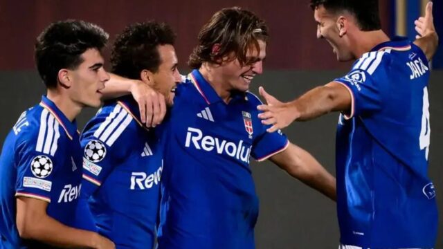 Nico Paz Cetak Dua Gol, Como 1907 Kalahkan Manchester United 4-1